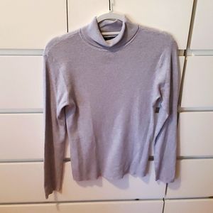 Brass layering turtleneck